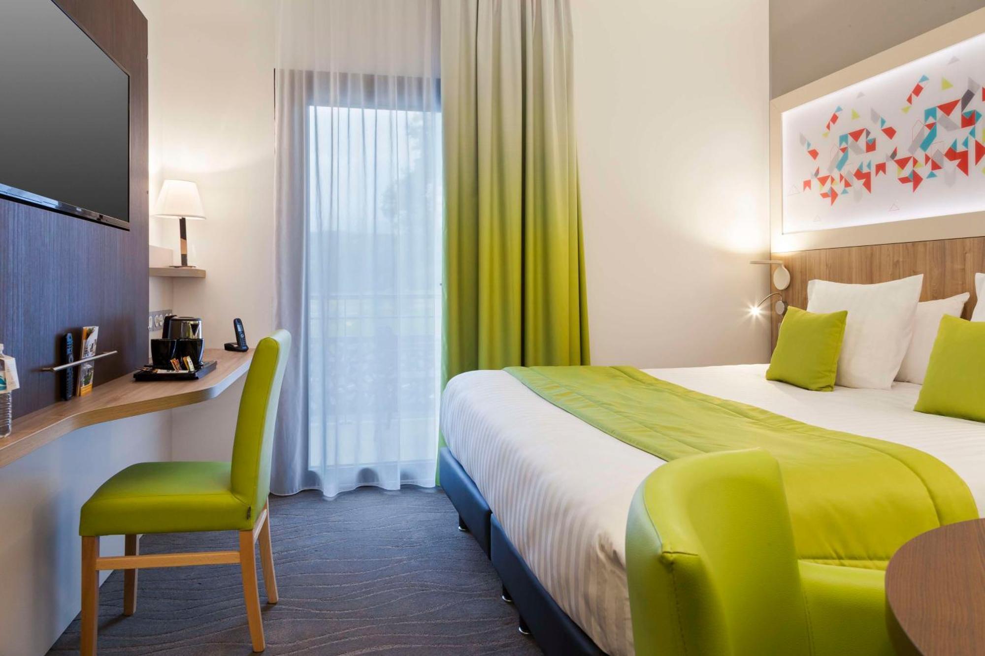 Brit Hotel Privilege Figeac Exterior photo